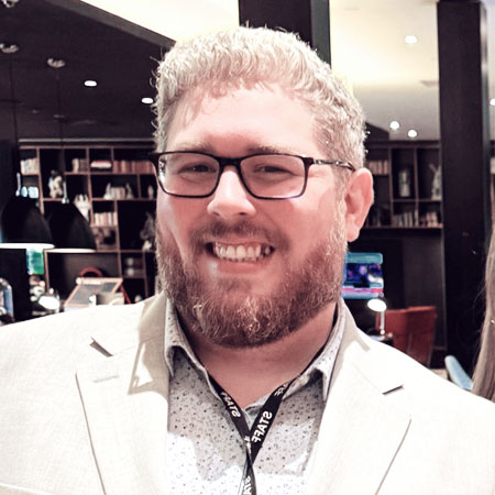 Yuri Gaspar | Sales & Marketing